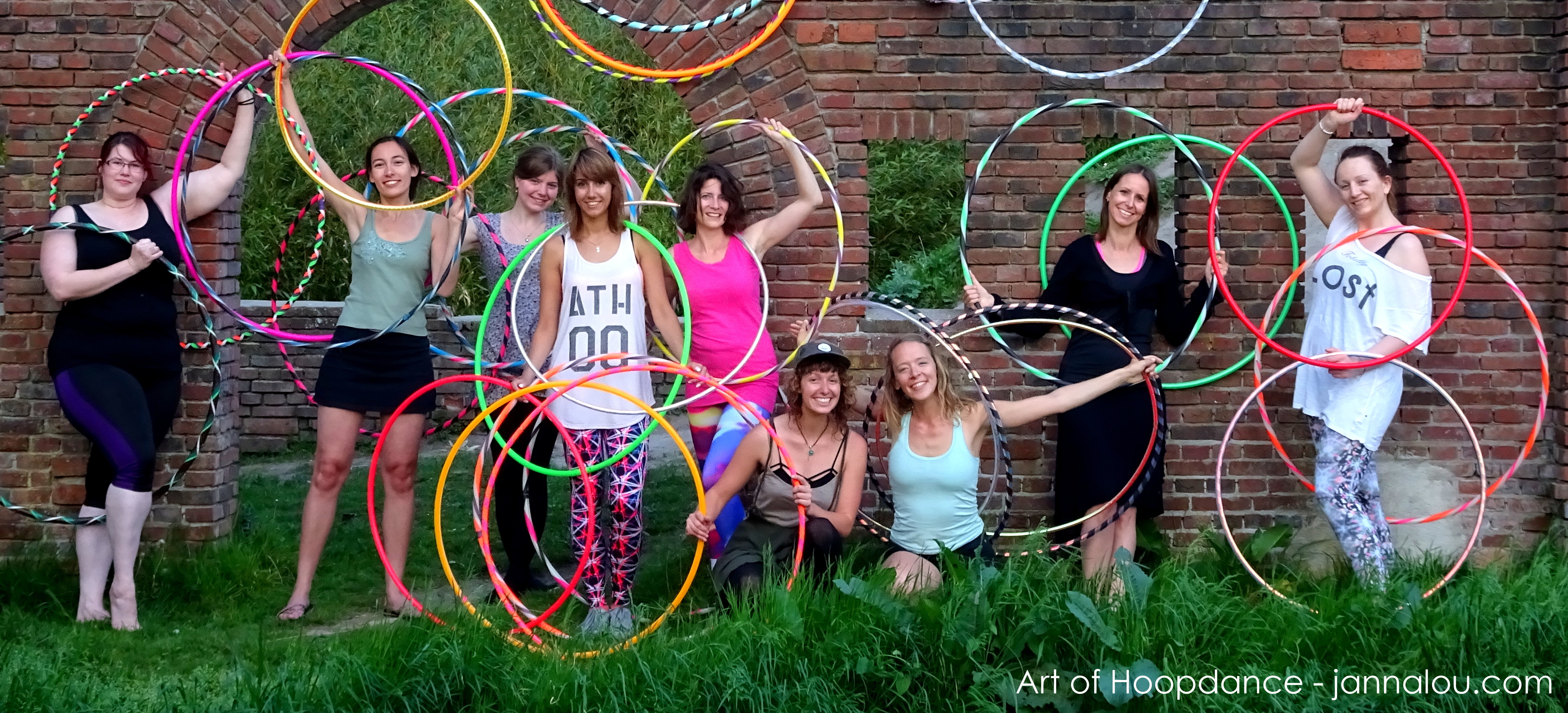hoopdance-leiden-muur-zonder-voet-5-16-picasa-met-tekst-via-mail